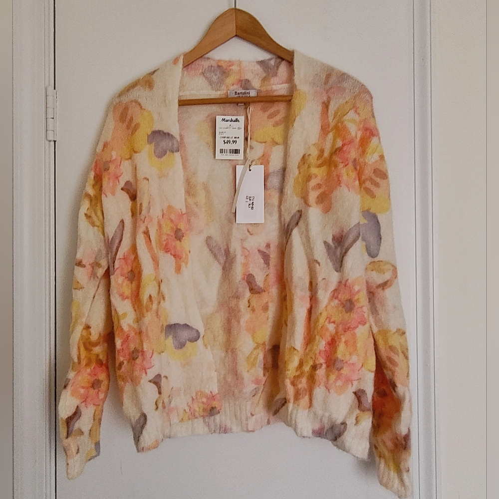 [ Bartolini by benedetta] Floral Cardigan Sweater